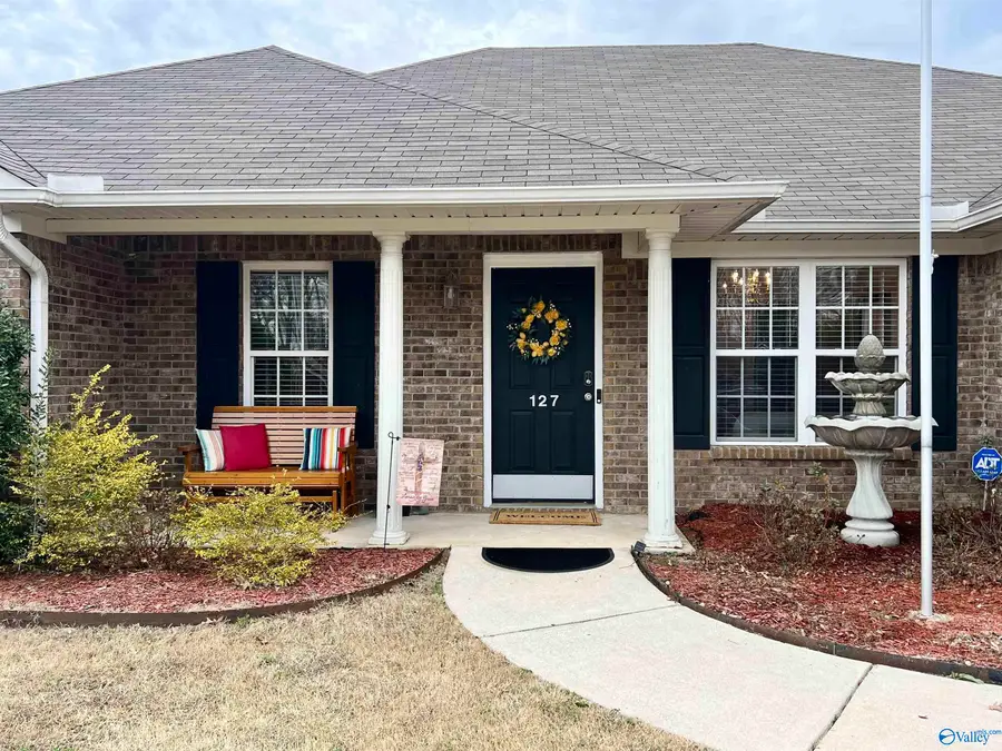 127 Edgebrook Drive, Ardmore, AL 35739 - #2