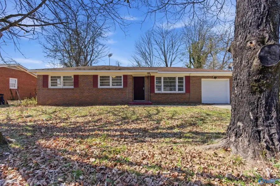 4816 Lumary Drive Nw, Huntsville, AL 35810 - #2