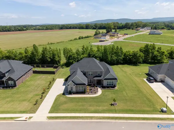 333 Merrydale Drive, Huntsville, AL 35811