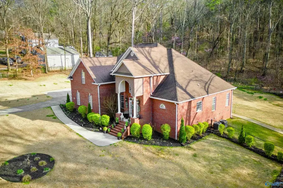 211 Quailwood Lane, Decatur, AL 35603 - #3