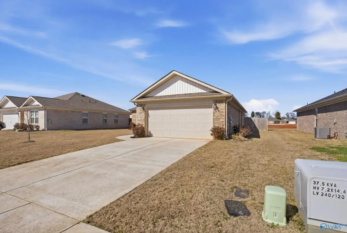 122 Domingues Avenue, Meridianville, AL 35759 - #1