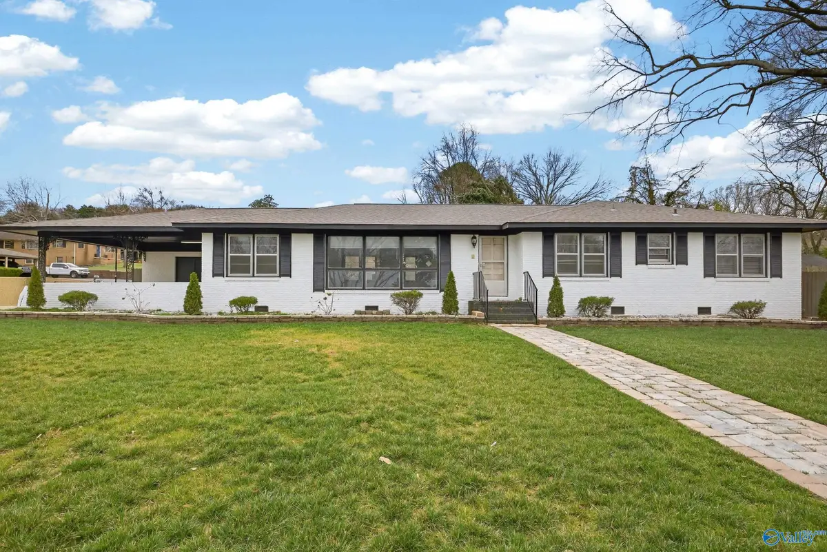 3901 W Crestview Drive, Huntsville, AL 35816 - #1