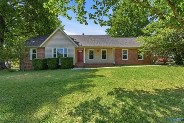 104 Hilaryleigh Drive, New Market, AL 35761