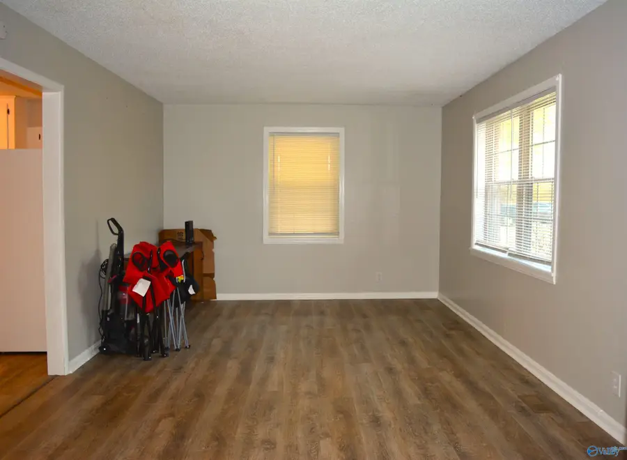 718 SW Owens Avenue, Attalla, AL 35954 - #3