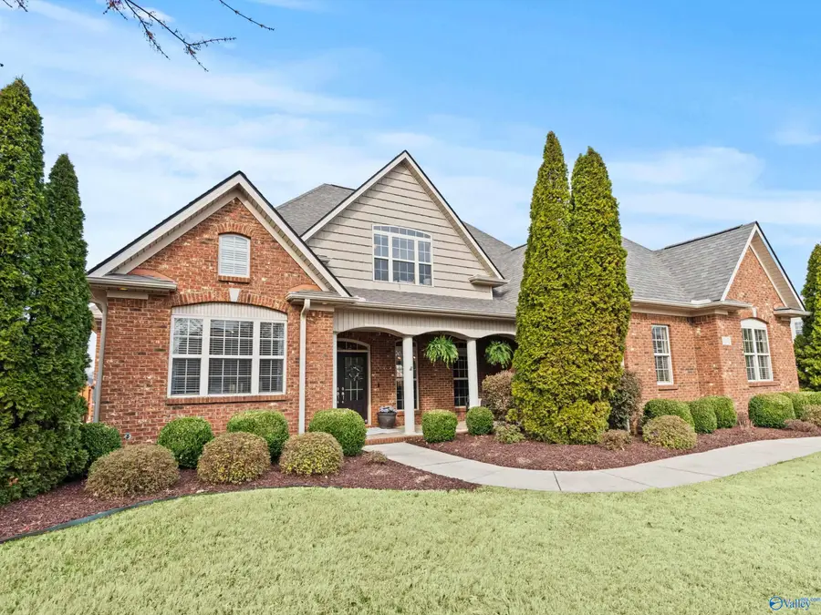 107 Meadowglen Drive Nw, Madison, AL 35757 - #2