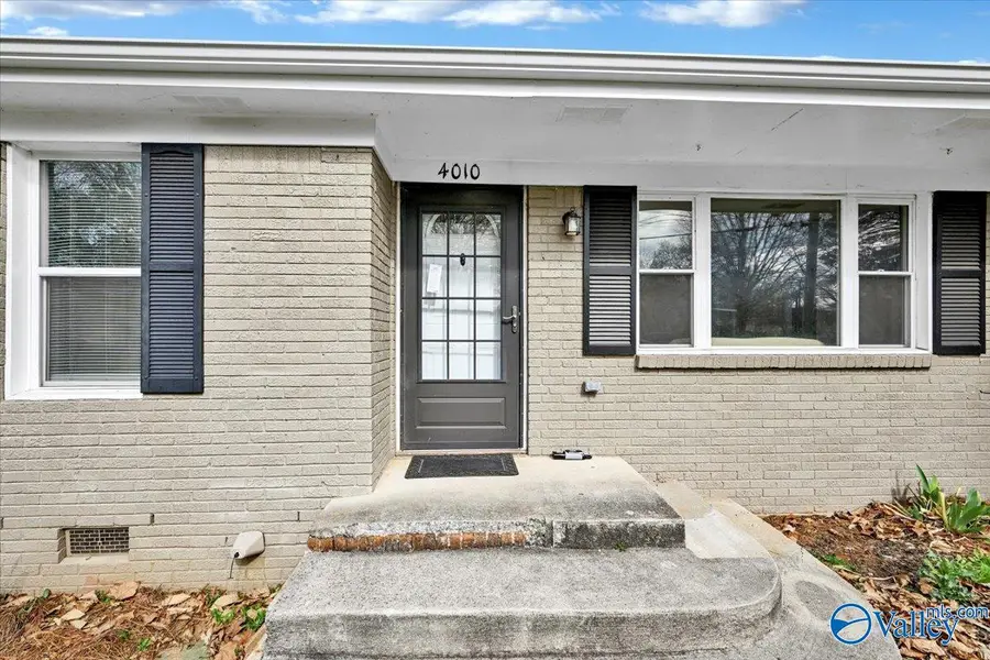 4010 Telstar Circle Sw, Huntsville, AL 35805 - #2