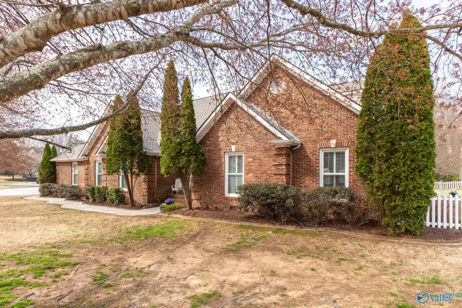 131 Silver Lake Circle, Madison, AL 35758 - #2