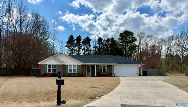 49 Bradford Circle, Decatur, AL 35603