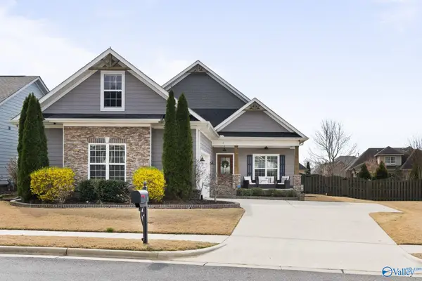 4 Notting Hill Place Se, Gurley, AL 35748