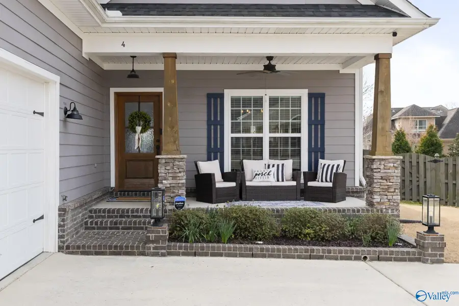 4 Notting Hill Place Se, Gurley, AL 35748 - #3