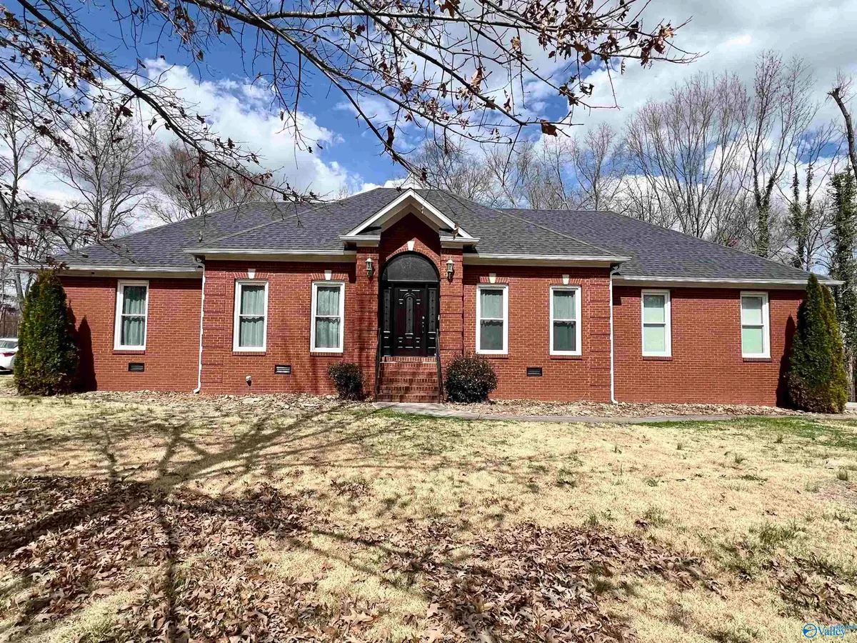 115 Beechnut Drive, New Market, AL 35761 - #1