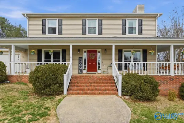 107 Tessie Drive, Owens Cross Roads, AL 35763