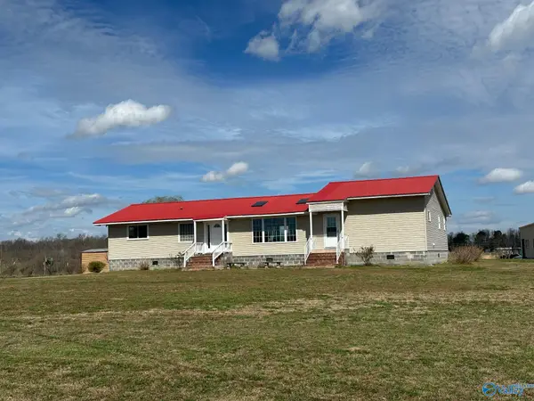 2090 County Road 1212, Vinemont, AL 35179