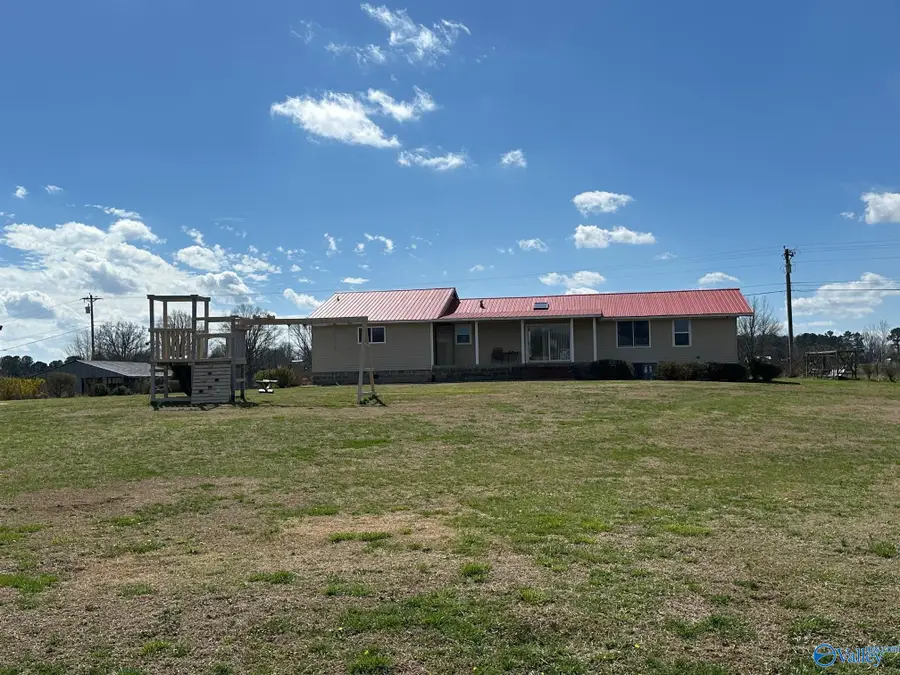 2090 County Road 1212, Vinemont, AL 35179 - #2