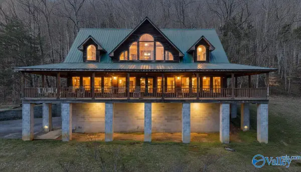 2818 County Road 27, Estillfork, AL 35745