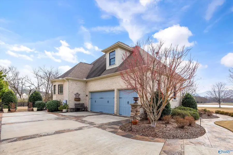 2 Mcmullen Lane, Gurley, AL 35748 - #2