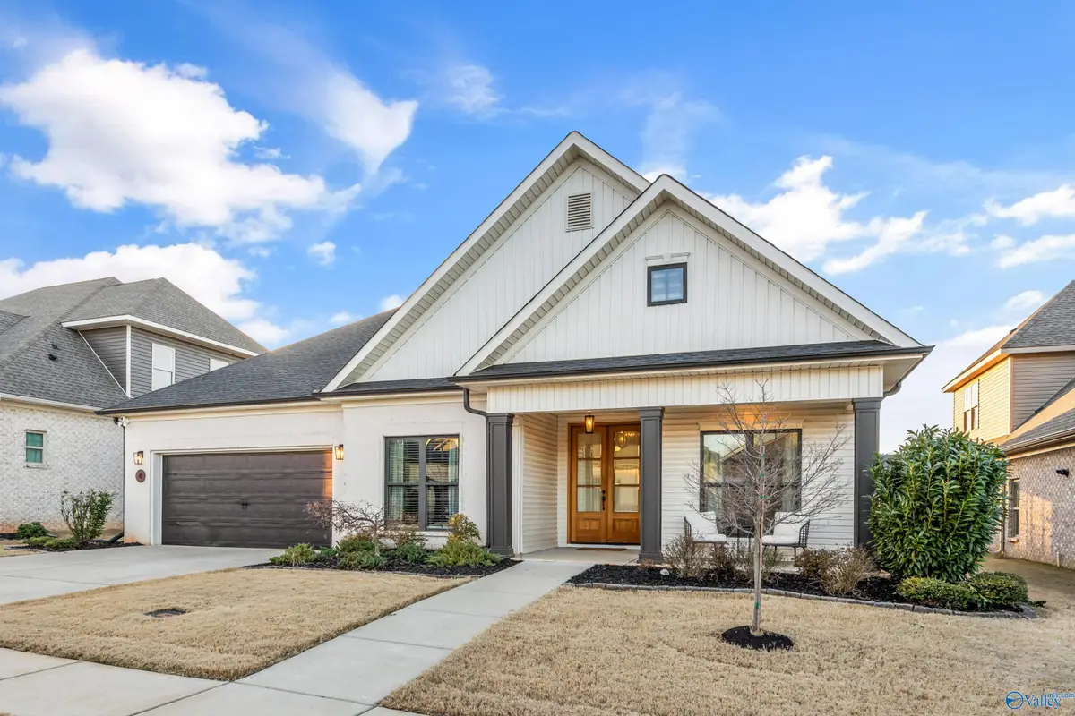 4 Farmhouse Way Sw, Huntsville, AL 35803 - #1