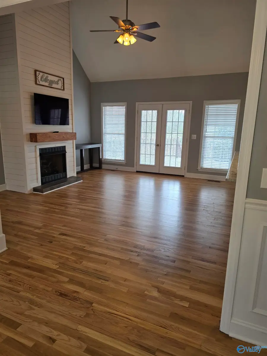 96 Cherokee Road, Scottsboro, AL 35769 - #2