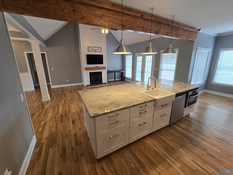 96 Cherokee Road, Scottsboro, AL 35769 - #3