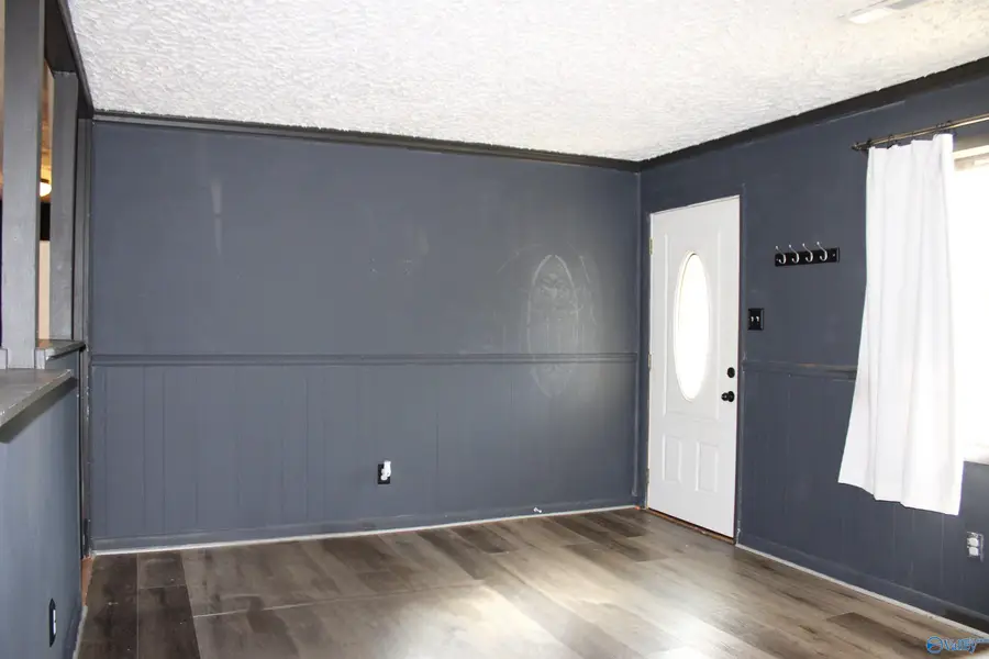 240 Hampton Road Nw, Hartselle, AL 35640 - #2