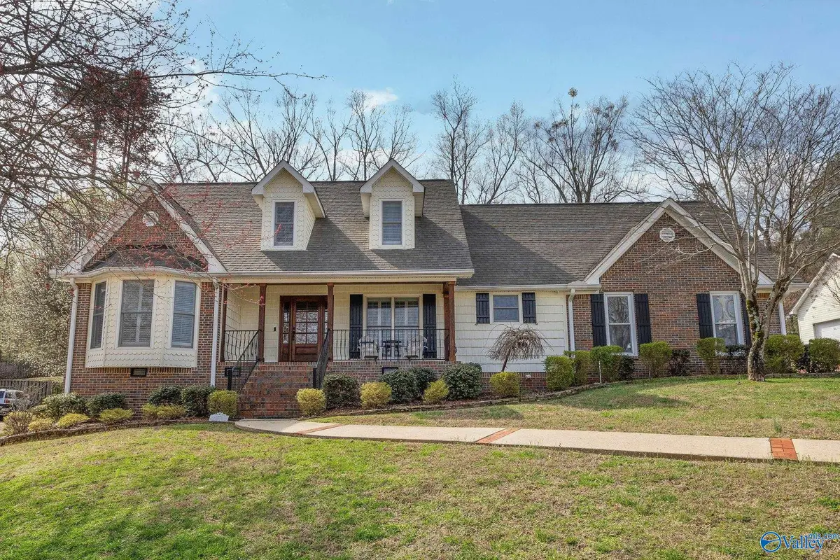 5501 Cedar Mill Drive, Guntersville, AL 35976 - #1