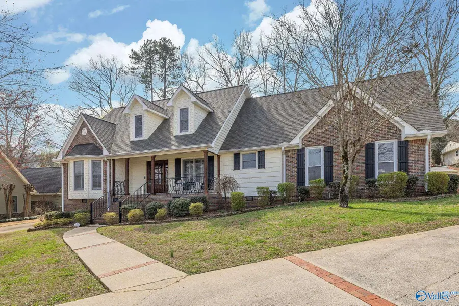 5501 Cedar Mill Drive, Guntersville, AL 35976 - #3