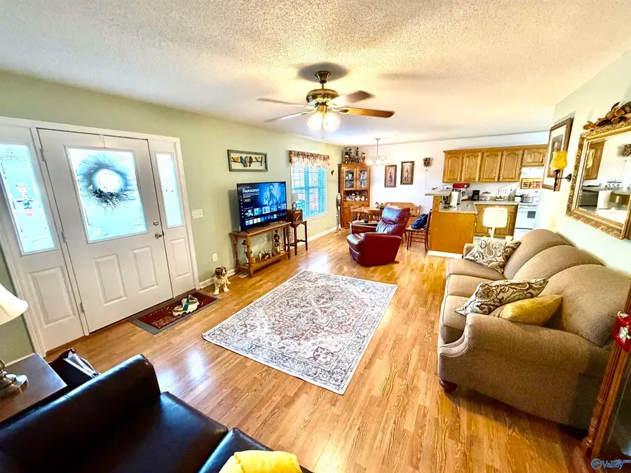 112 Dylan Circle, Boaz, AL 35957 - #3