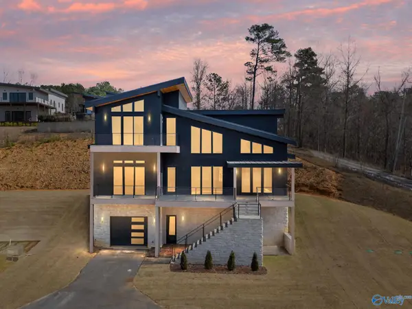 24 County Road 913, Crane Hill, AL 35053