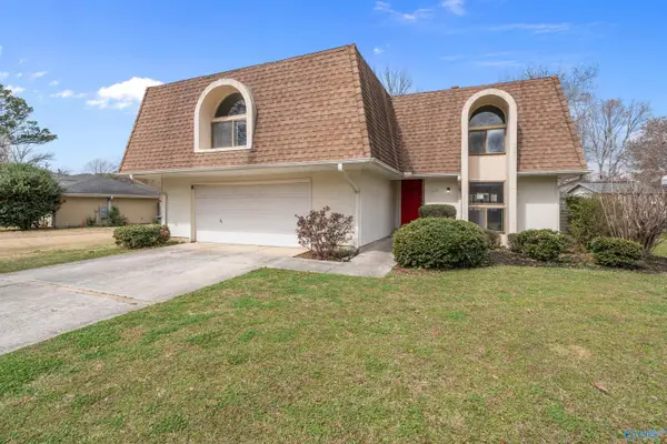 1913 Waxleaf Green Se, Huntsville, AL 35803