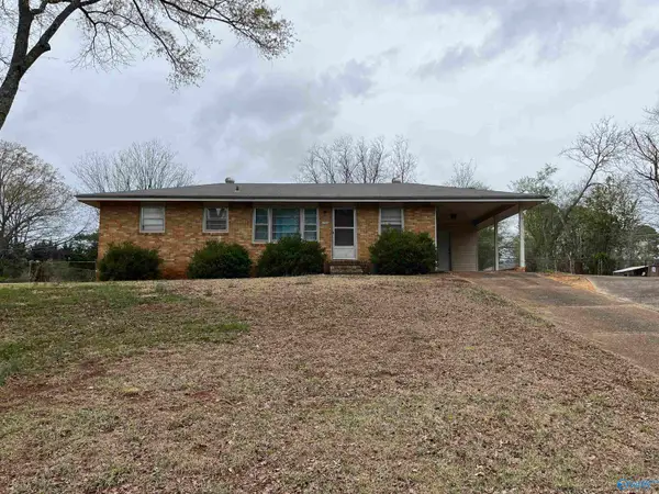 3706 NW Broadmor Road, Huntsville, AL 35810