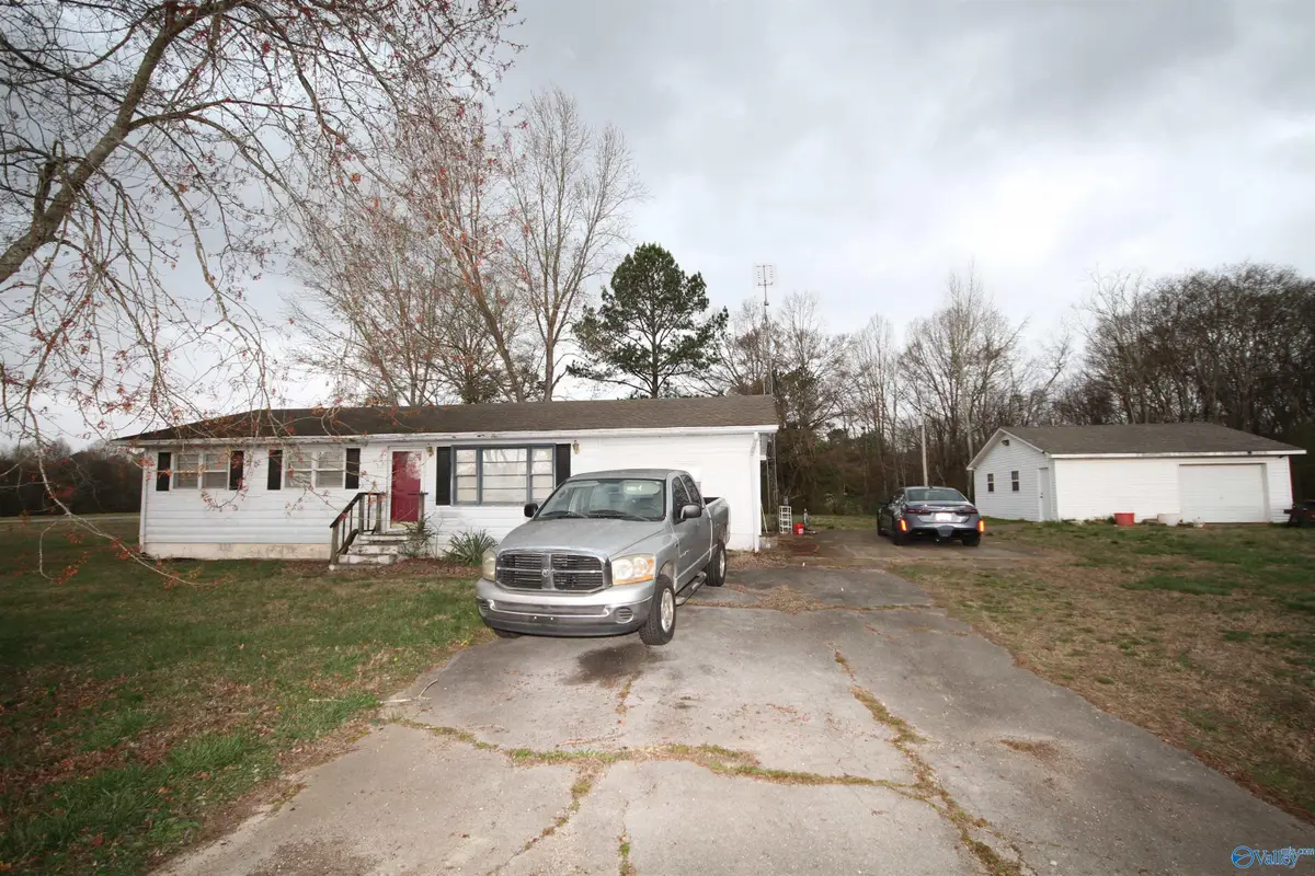 6301 County Road 130, Killen, AL 35645 - #1