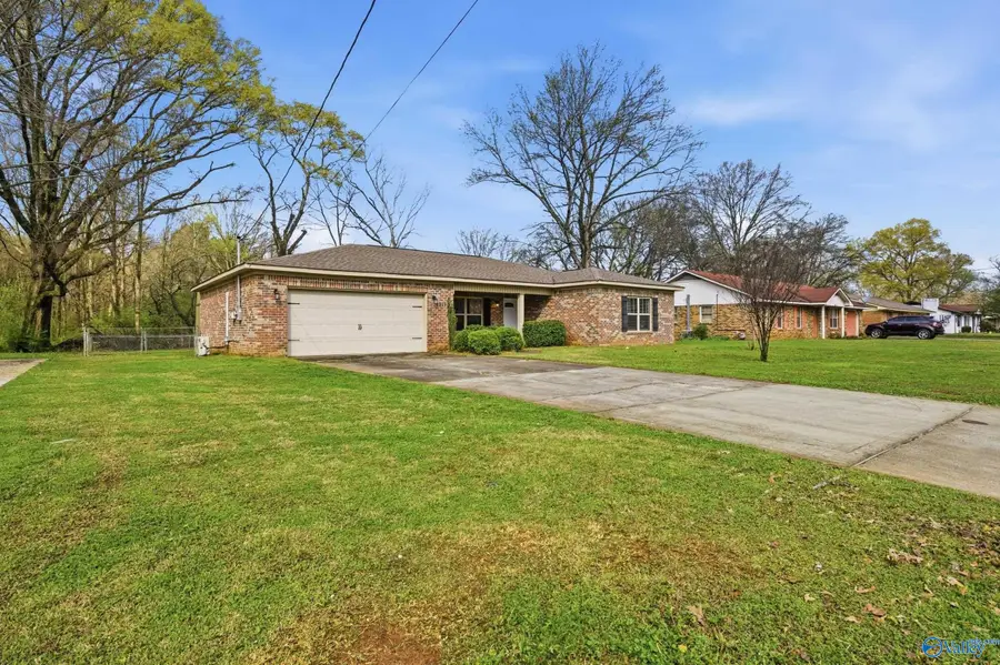 1019 Terrehaute Avenue, Decatur, AL 35601 - #2