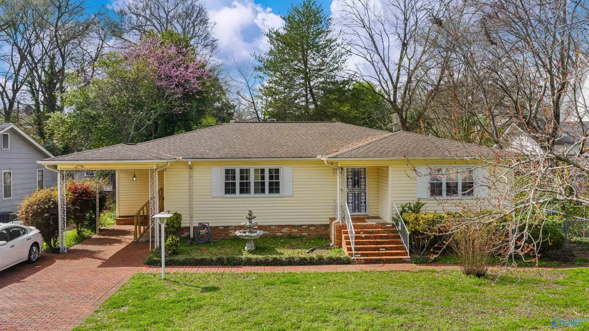 305 S 8th Street, Gadsden, AL 35901 - #1