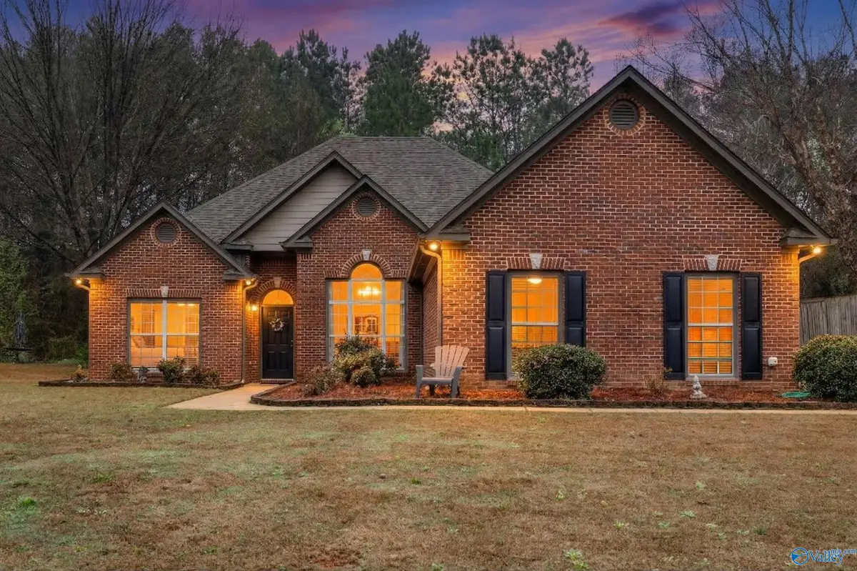 242 Dawns Way, Trussville, AL 35173 - #1