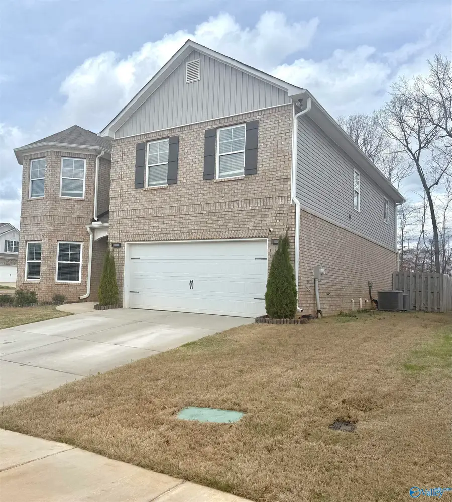 101 Brighton Lake Court, New Market, AL 35761 - #2