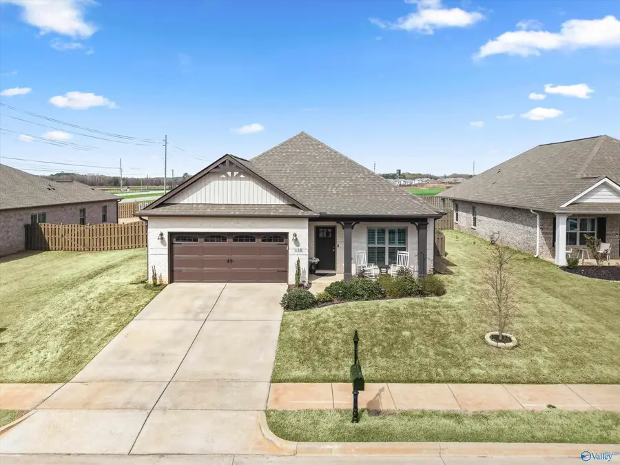 123 Ohio River Road, Madison, AL 35756 - #2