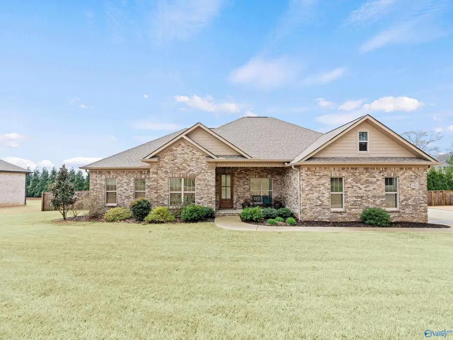 103 Natures Way, Guntersville, AL 35976 - #3