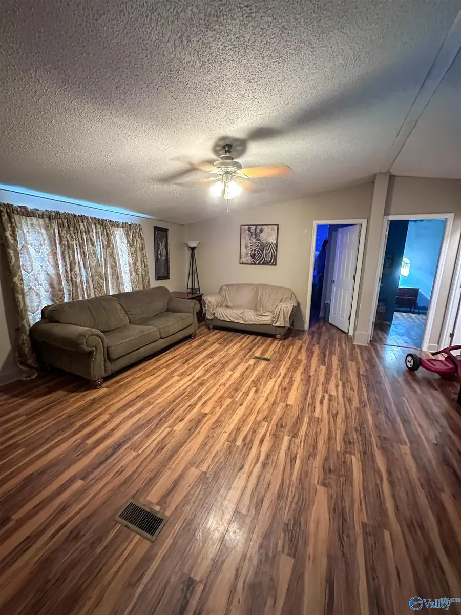 6328 County Road 1223, Vinemont, AL 35620 - #3