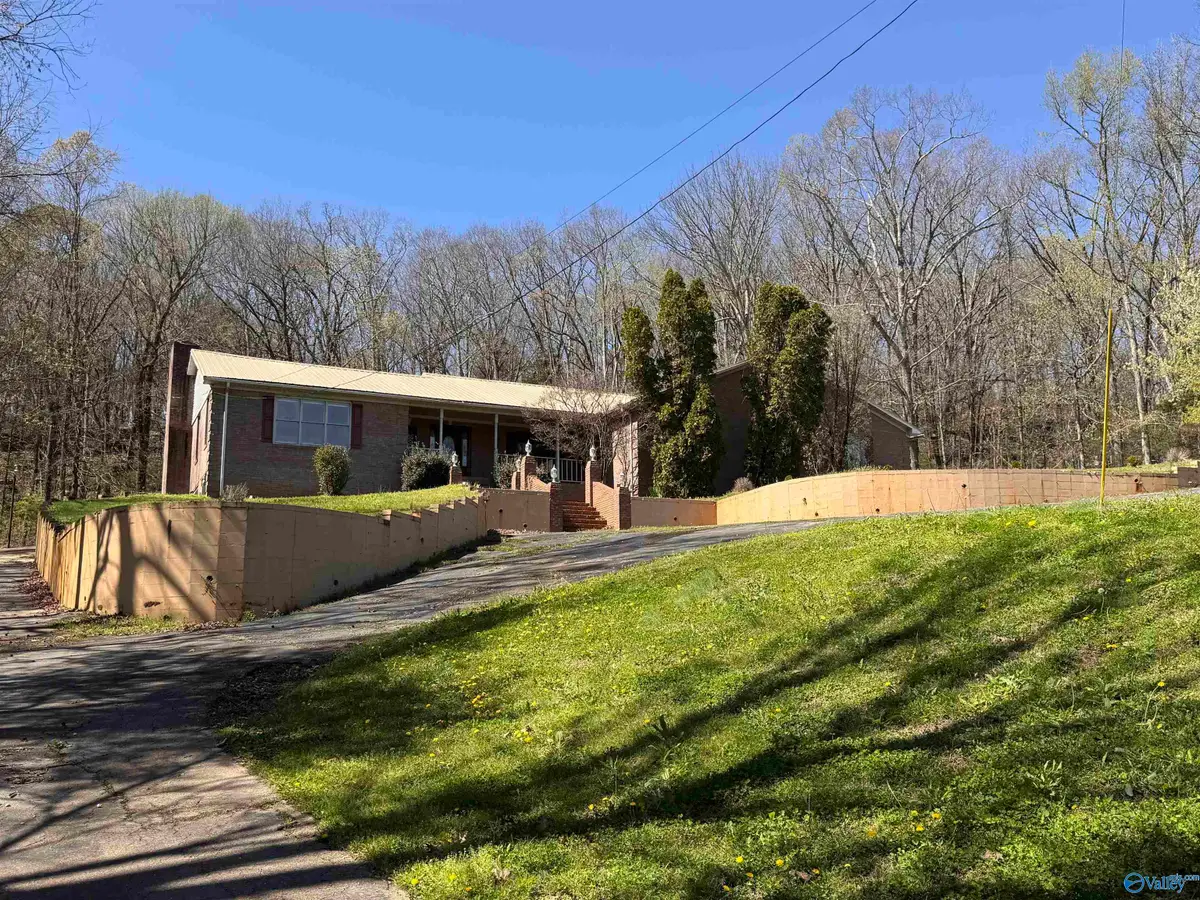 234 North Greenway Drive, Trinity, AL 35673 - #1