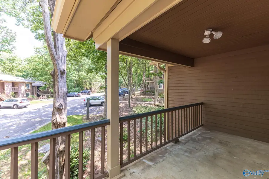 2043 Woodlawn Drive Sw #2043, Huntsville, AL 35802 - #3