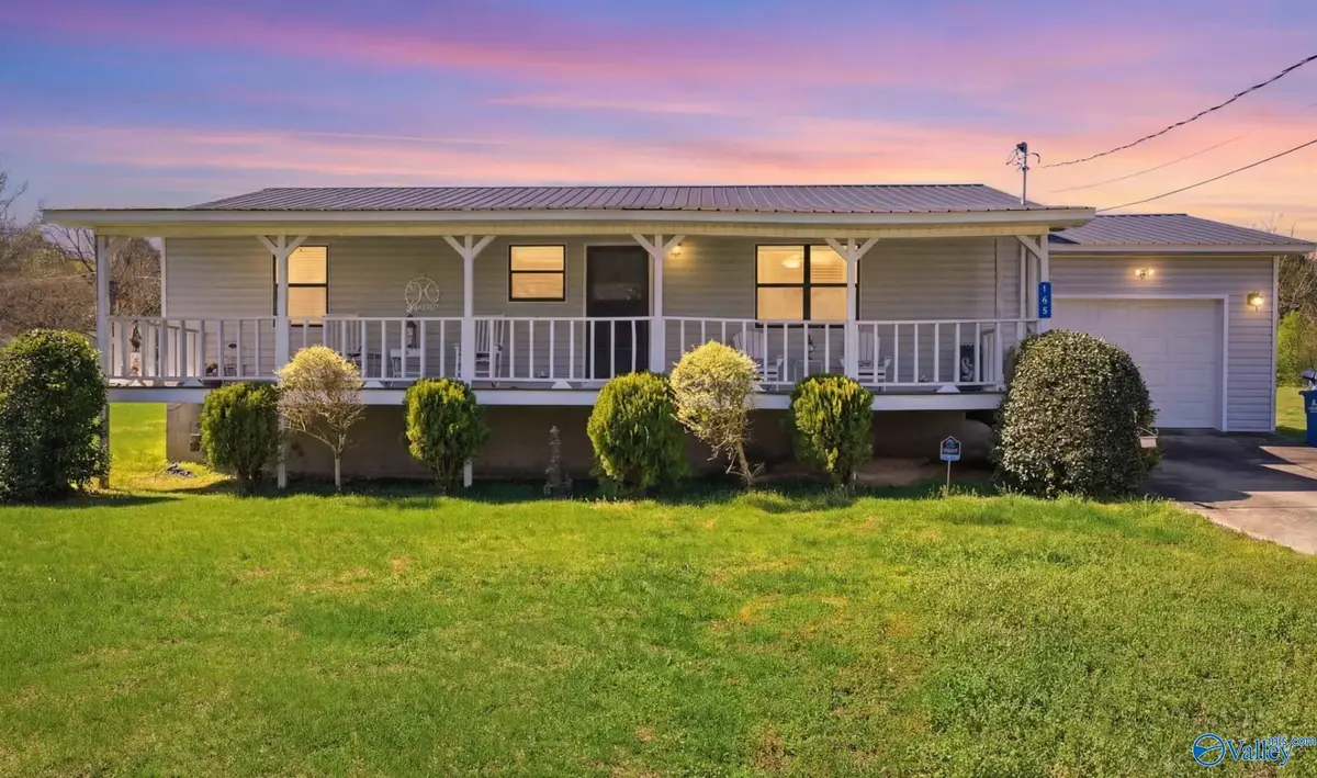 105 N North Maple Street, Boaz, AL 35956 - #1