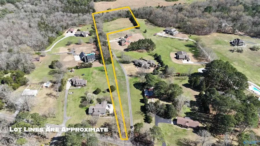 2637 Chapel Hill Road Sw, Decatur, AL 35603 - #2