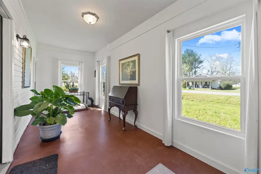104 Alabama Avenue Se, Hanceville, AL 35077 - #3