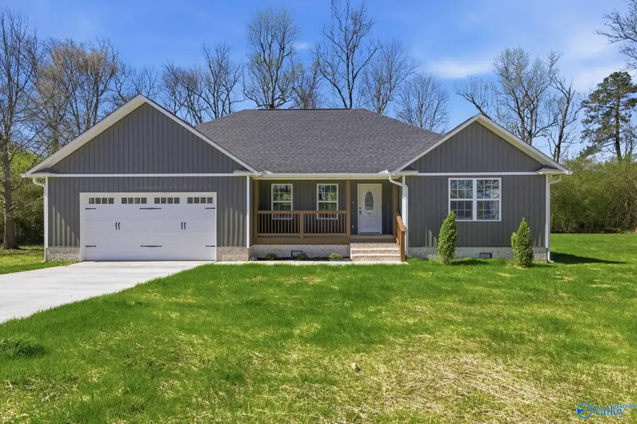 317 Creekside Drive, Albertville, AL 35950 - #2