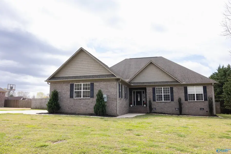 651 Berry Hill Lane Sw, Arab, AL 35016 - #2