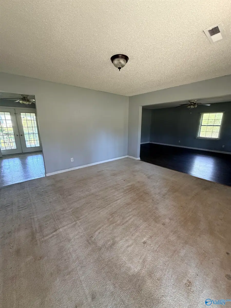 1135 Coats Bend Road, Gadsden, AL 35901 - #2