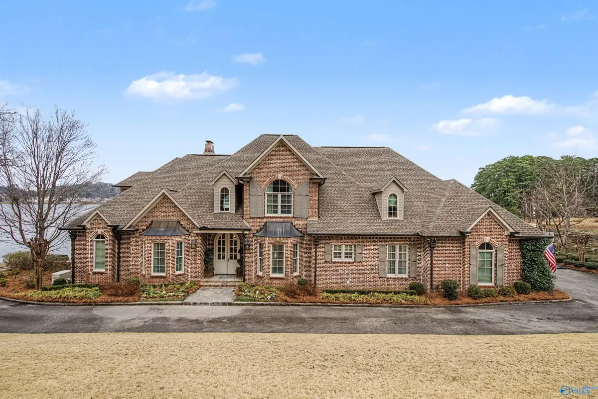 2020 Wyeth Drive, Guntersville, AL 35976 - #1