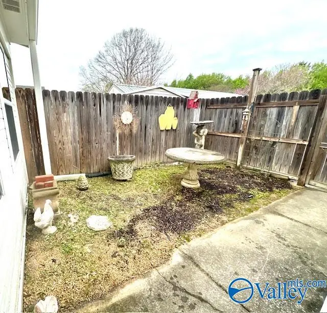 412 Bromwich Street, Decatur, AL 35603 - #2