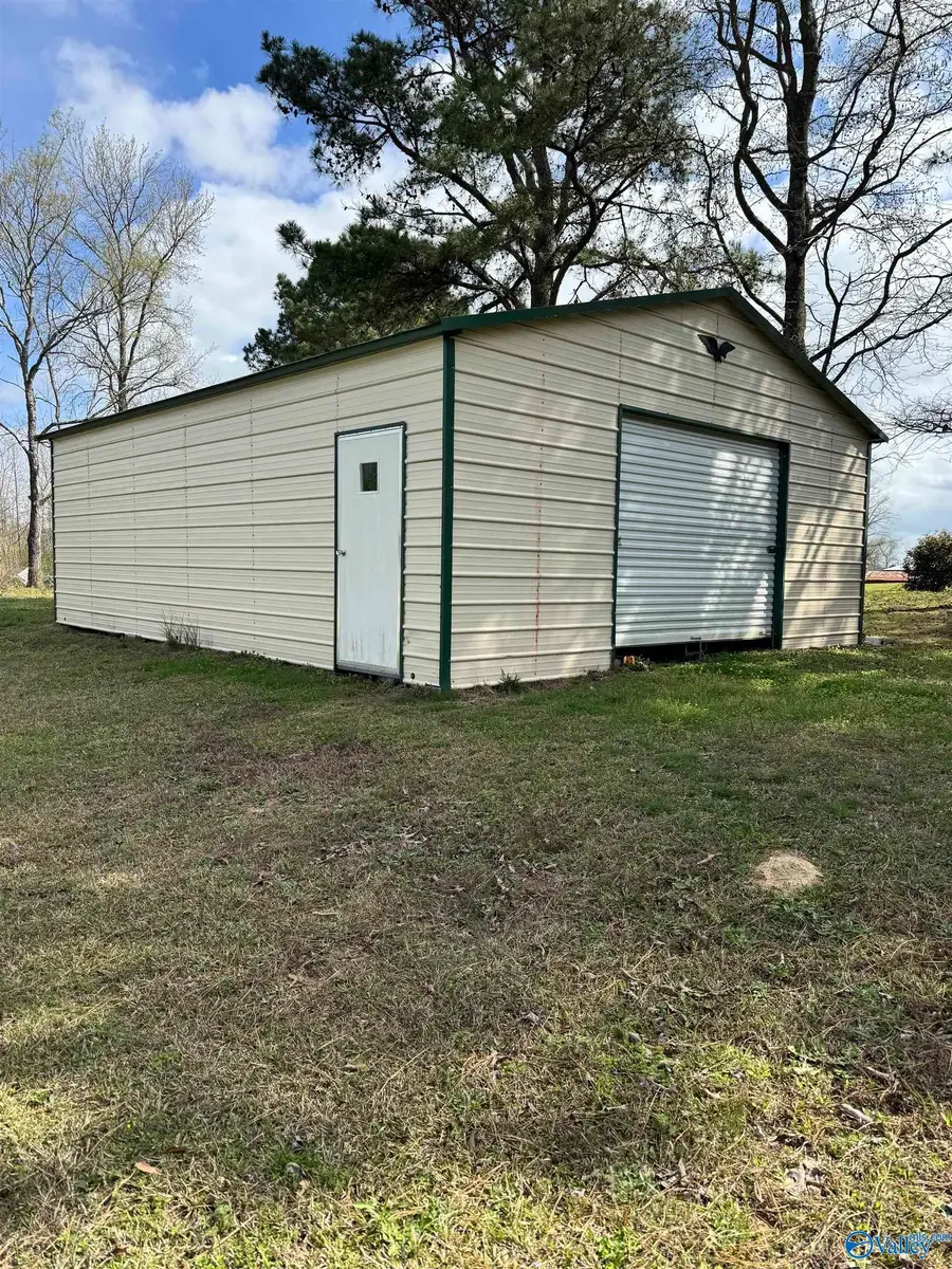 65 Madden Road, Arab, AL 35016 - #3