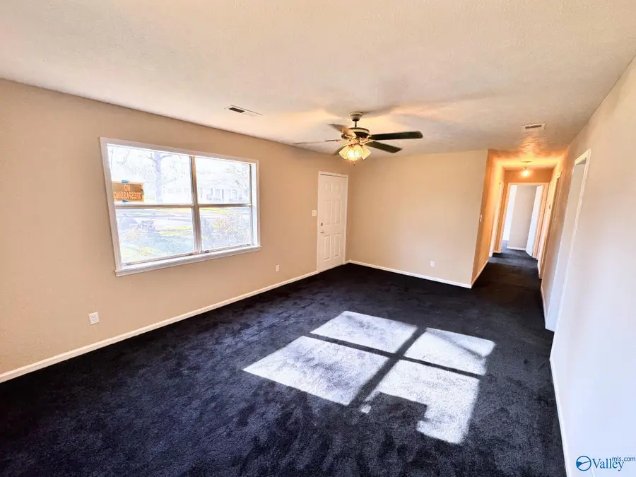 515 Darnell Street, Boaz, AL 35957 - #3